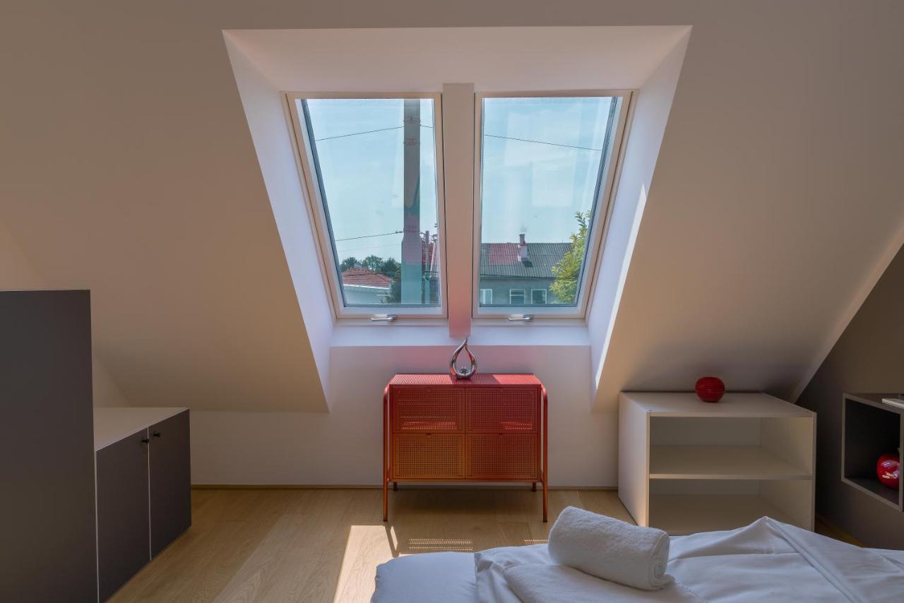 Maureen Lovely 2 Bedroom Unit With Community Pool Виена Екстериор снимка